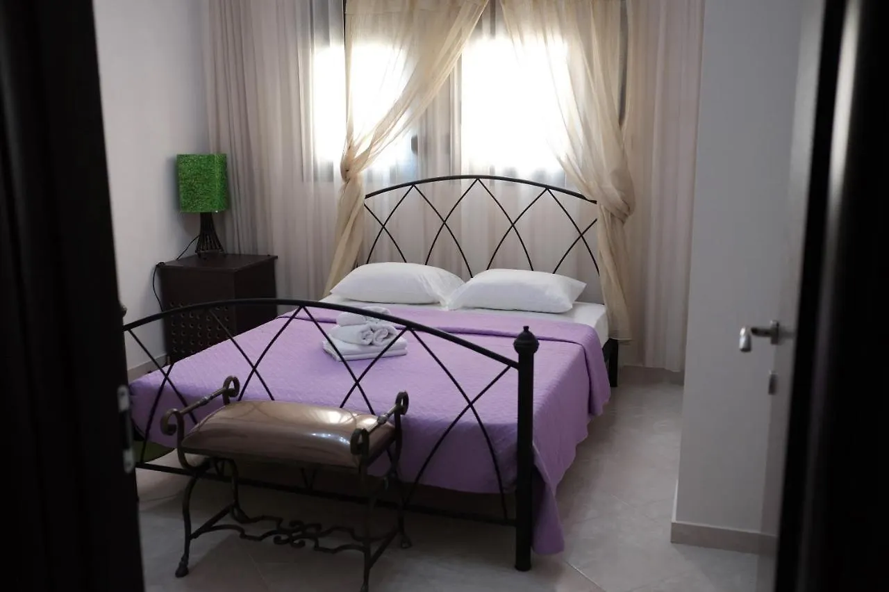 Vakantiehuis Irenes Apartment Kallithea  Griekenland
